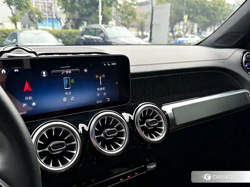 Mercedes-Benz GLB id 4599683 из Китая 8