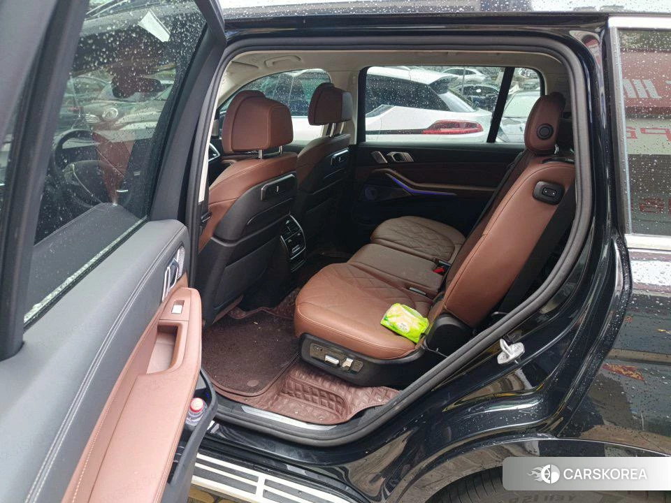BMW X7 2024 Черный из Китая, фото 5