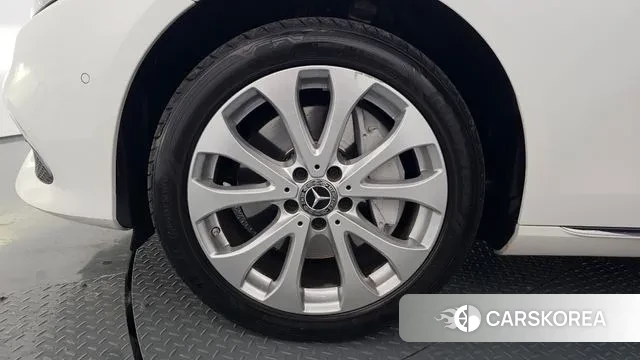 Mercedes-Benz E-Class W213 id 3608255 из Кореи 15