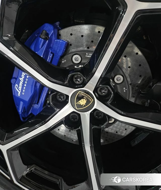 Lamborghini Huracan id 3885481 из Кореи 14