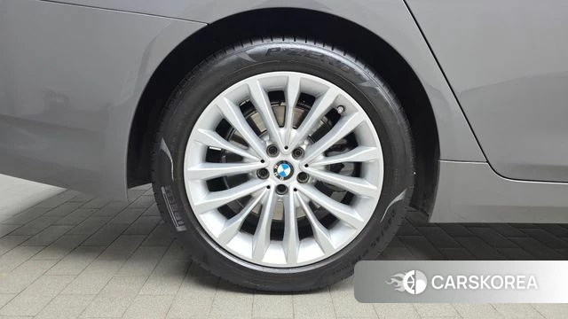 BMW 5 Series (G30) id 4524936 из Кореи 30