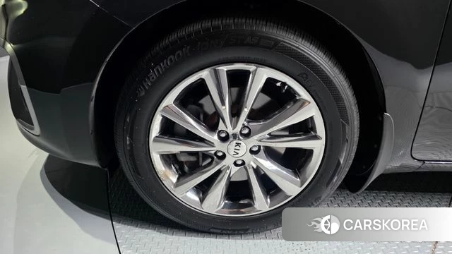 Kia The New Carnival id 4543256 из Кореи 29
