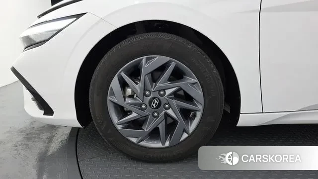 Hyundai The New Avante (CN7) id 3739611 из Кореи 15