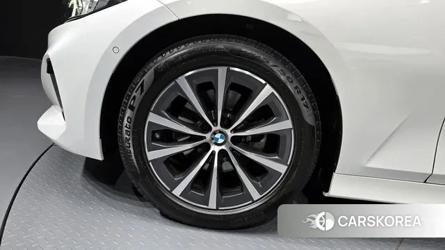 BMW 3 Series (G20) id 3058084 из Кореи 15