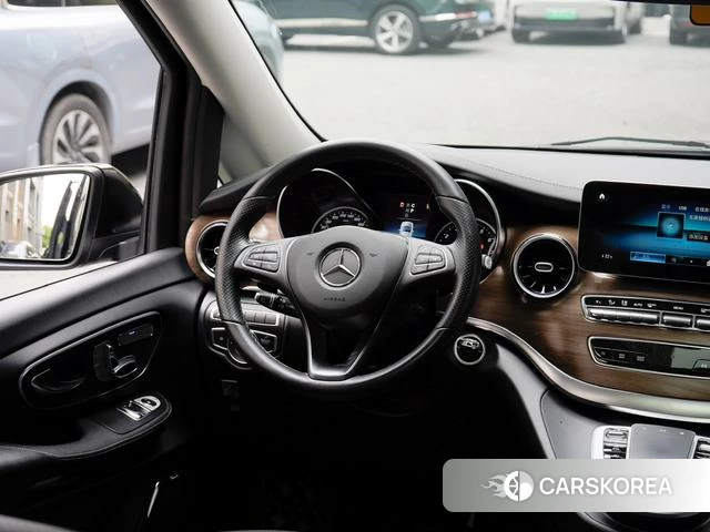 Mercedes-Benz V-class id 4399793 из Китая 17