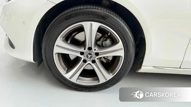 Mercedes-Benz E-Class W213 id 4557360 из Кореи 15