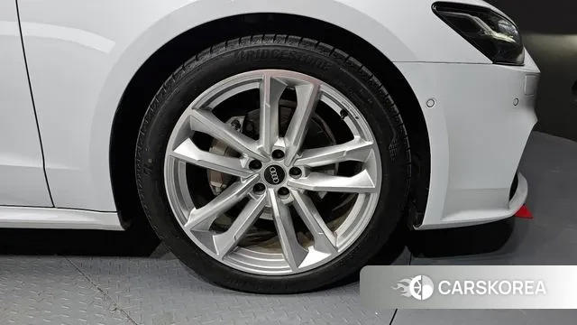 Audi A7 (4K) id 3529500 из Кореи 15