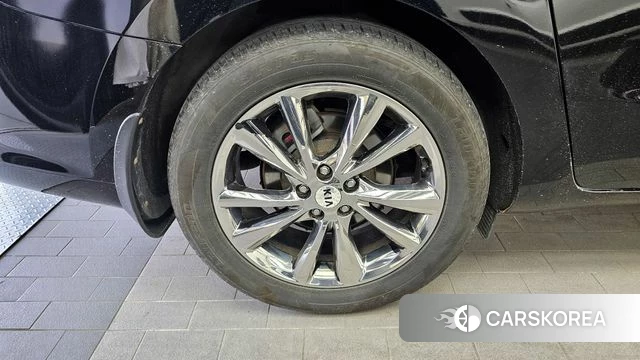 Kia The New Carnival id 3936920 из Кореи 15