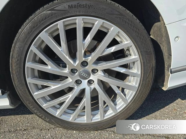 Audi A8 (D5) id 4324649 из Кореи 8