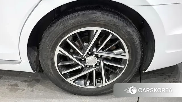 Hyundai The New Grandeur IG id 3577759 из Кореи 15