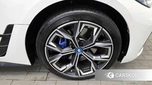 BMW i4 id 3497429 из Кореи 15