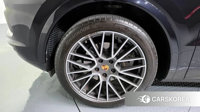 Porsche Cayenne (PO536) id 4284478 из Кореи 30