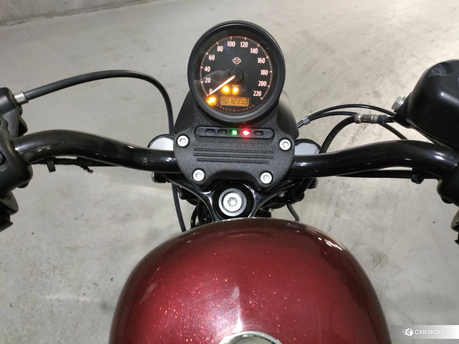 Проданный Harley-Davidson Sportster XL883N 2017 из Японии, фото 5