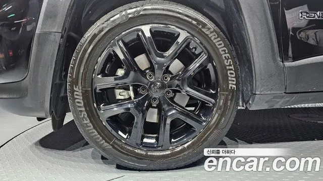 Jeep Renegade id 2823466 из Кореи 15