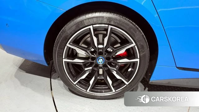 BMW i4 id 4186090 из Кореи 28