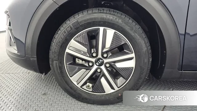 Kia The New Niro id 3601913 из Кореи 15