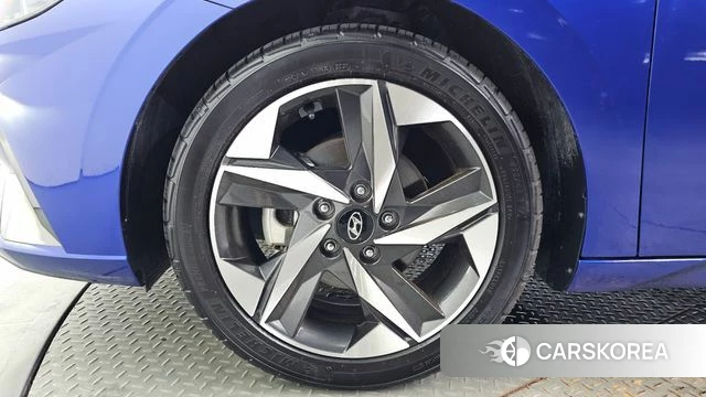 Hyundai The New Avante (CN7) id 4608335 из Кореи 15