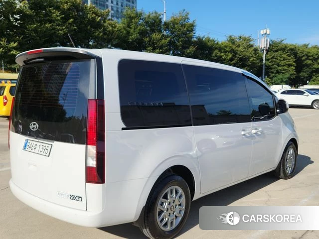 Hyundai Staria id 4842463 из Кореи 15