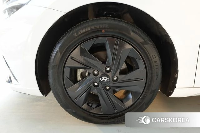 Hyundai Avante Hybrid (CN7) id 3823779 из Кореи 15