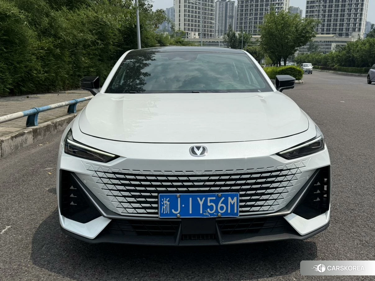 Chang'an UNI-V id 4486487 из Китая 11