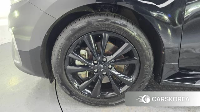 Kia The New Carnival id 4615110 из Кореи 32