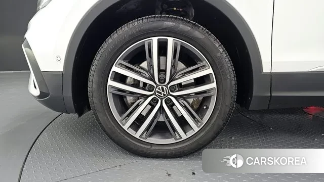 Volkswagen Tiguan Allspace id 3359801 из Кореи 15