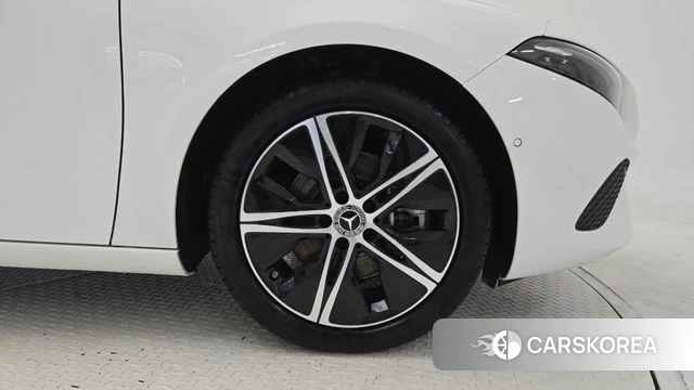 Mercedes-Benz A-Class W177 id 3914094 из Кореи 12