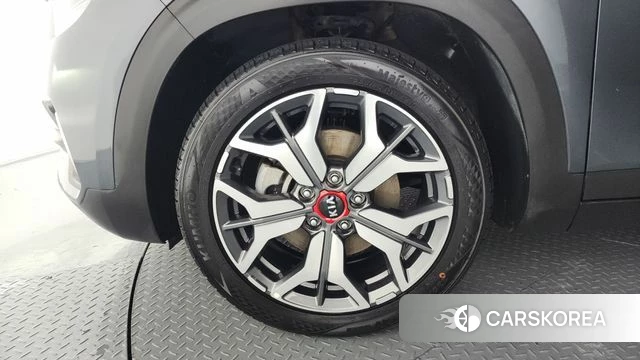 Kia Seltos id 3916278 из Кореи 16