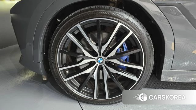 BMW X6 (G06) id 4500624 из Кореи 25