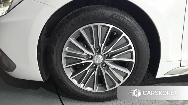 Hyundai Grandeur IG Hybrid id 4615173 из Кореи 28