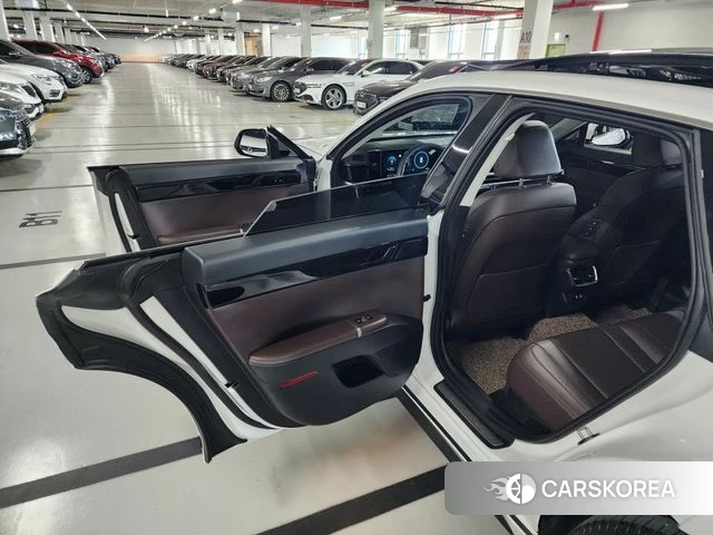 Hyundai Grandeur (GN7) id 3914871 из Кореи 15