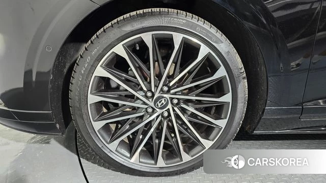 Hyundai Grandeur Hybrid (GN7) id 3940556 из Кореи 15