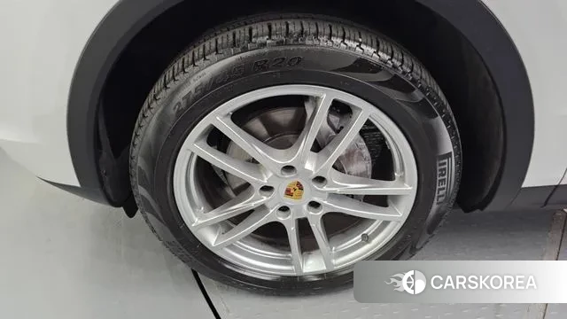 Porsche Cayenne (PO536) id 3095855 из Кореи 15