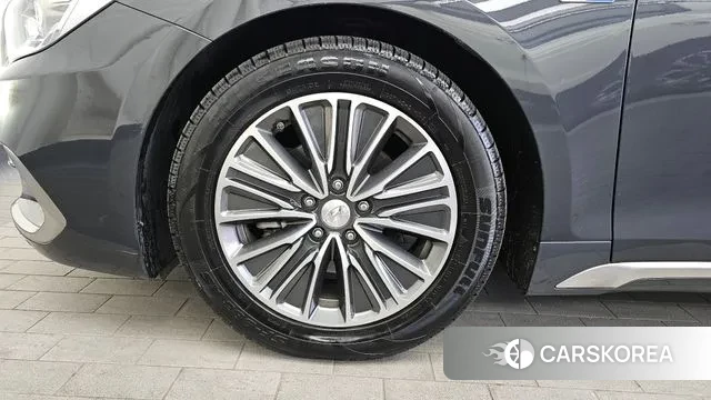 Hyundai Grandeur IG Hybrid id 3489963 из Кореи 15