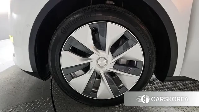 Tesla Model Y id 2895500 из Кореи 15