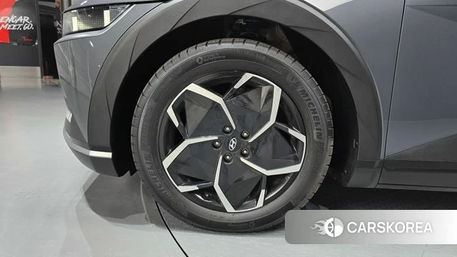 Hyundai Ionic 5 id 4517156 из Кореи 28