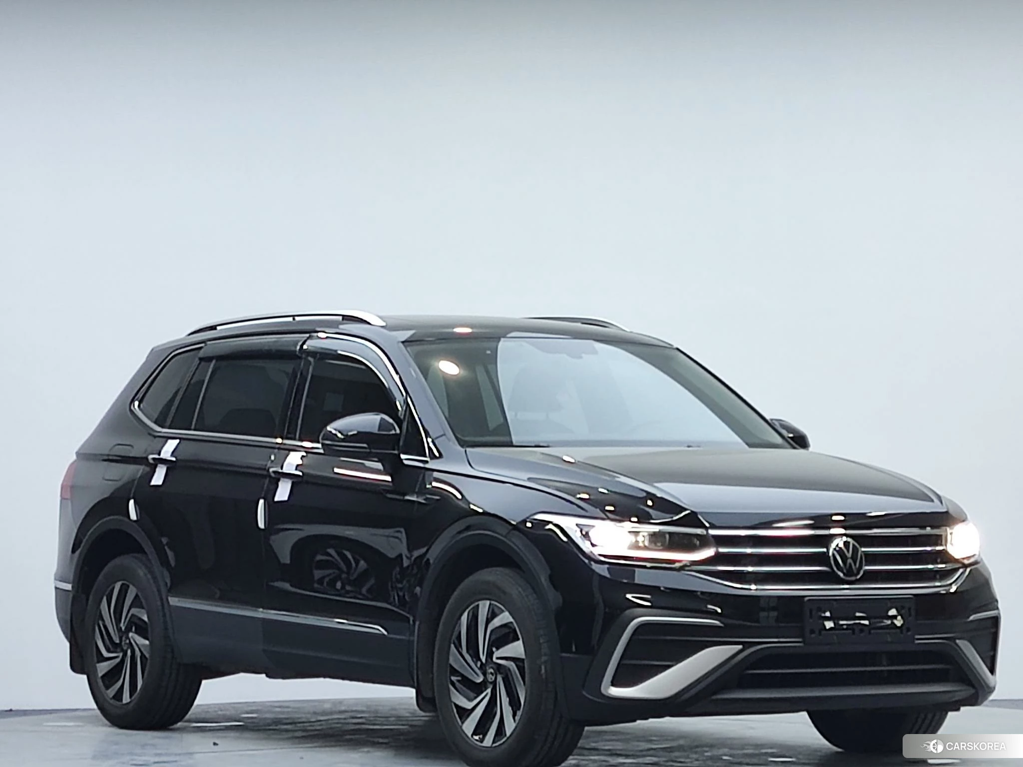Volkswagen Tiguan L id 4504710 из Китая 12