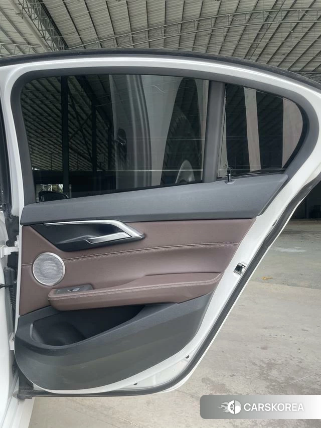 BMW 1 series id 4353725 из Китая 20