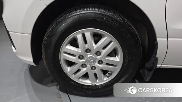 Hyundai The New Grand Starex id 3601925 из Кореи 15