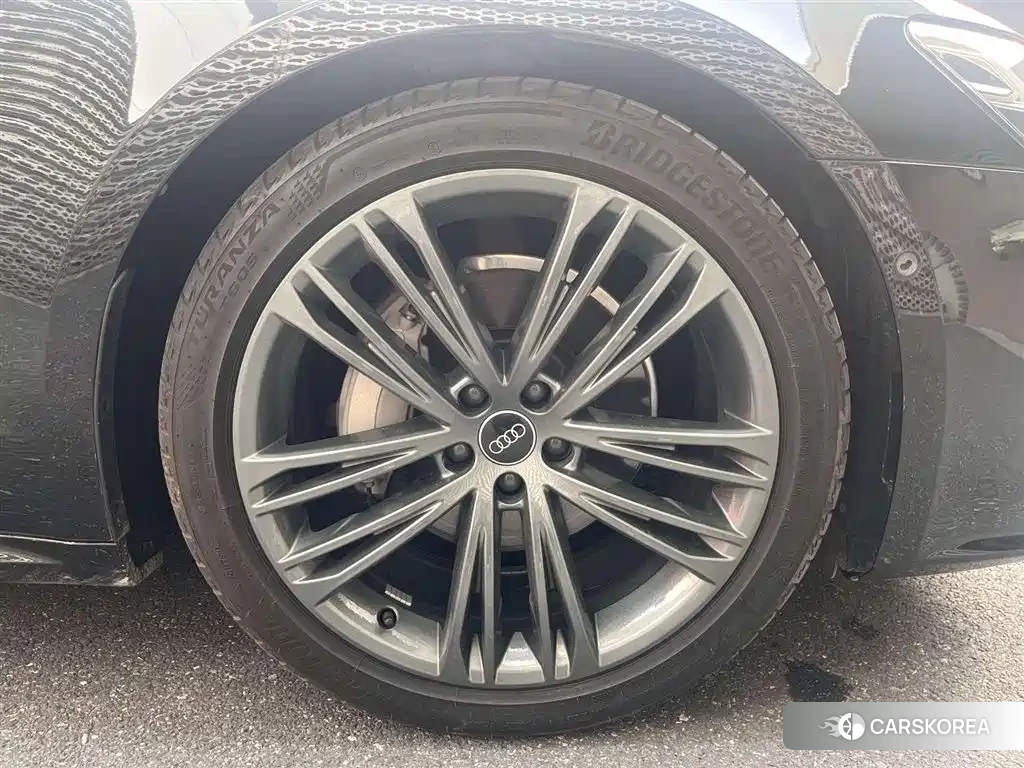 Audi A7 id 4628125 из Китая 7