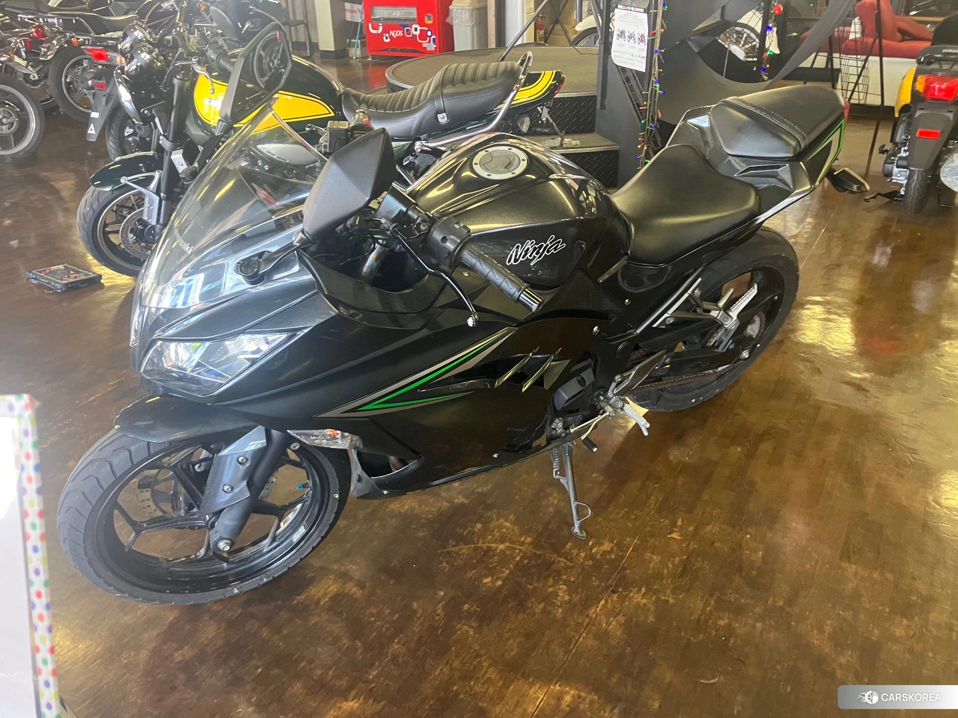 Проданный Kawasaki NINJA 250 2016 из Японии