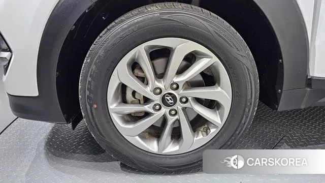 Hyundai All New Tucson id 3703857 из Кореи 15