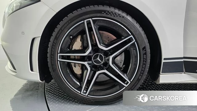 Mercedes-Benz A-Class W177 id 4445284 из Кореи 27