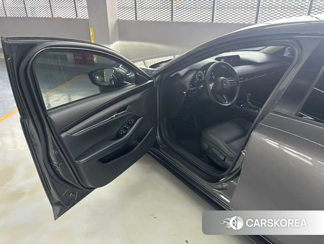 Mazda 3 id 4320886 из Китая 11