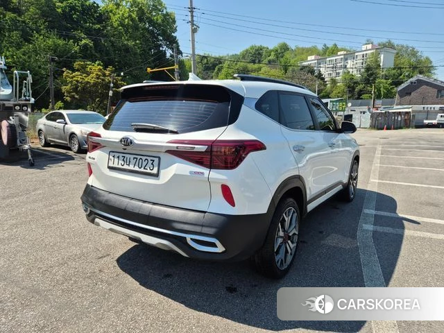 Kia Seltos id 4429814 из Кореи 15