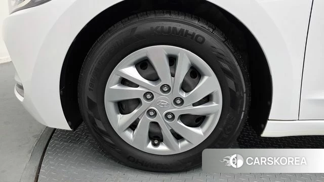 Hyundai Avante AD id 4615402 из Кореи 25