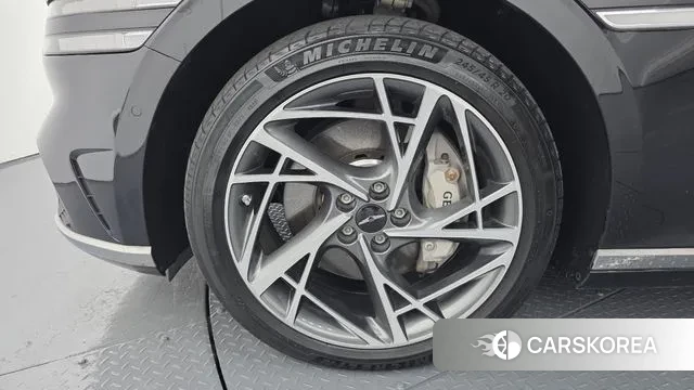 Genesis G90 (RS4) id 3462942 из Кореи 15