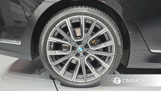 BMW 7 Series (G11) id 3924553 из Кореи 15