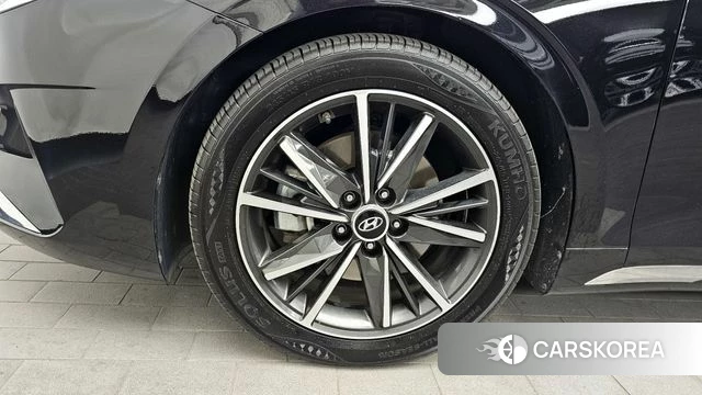 Hyundai The New Grandeur IG id 4293419 из Кореи 28