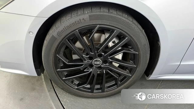 Audi A7 (4K) id 4242935 из Кореи 15